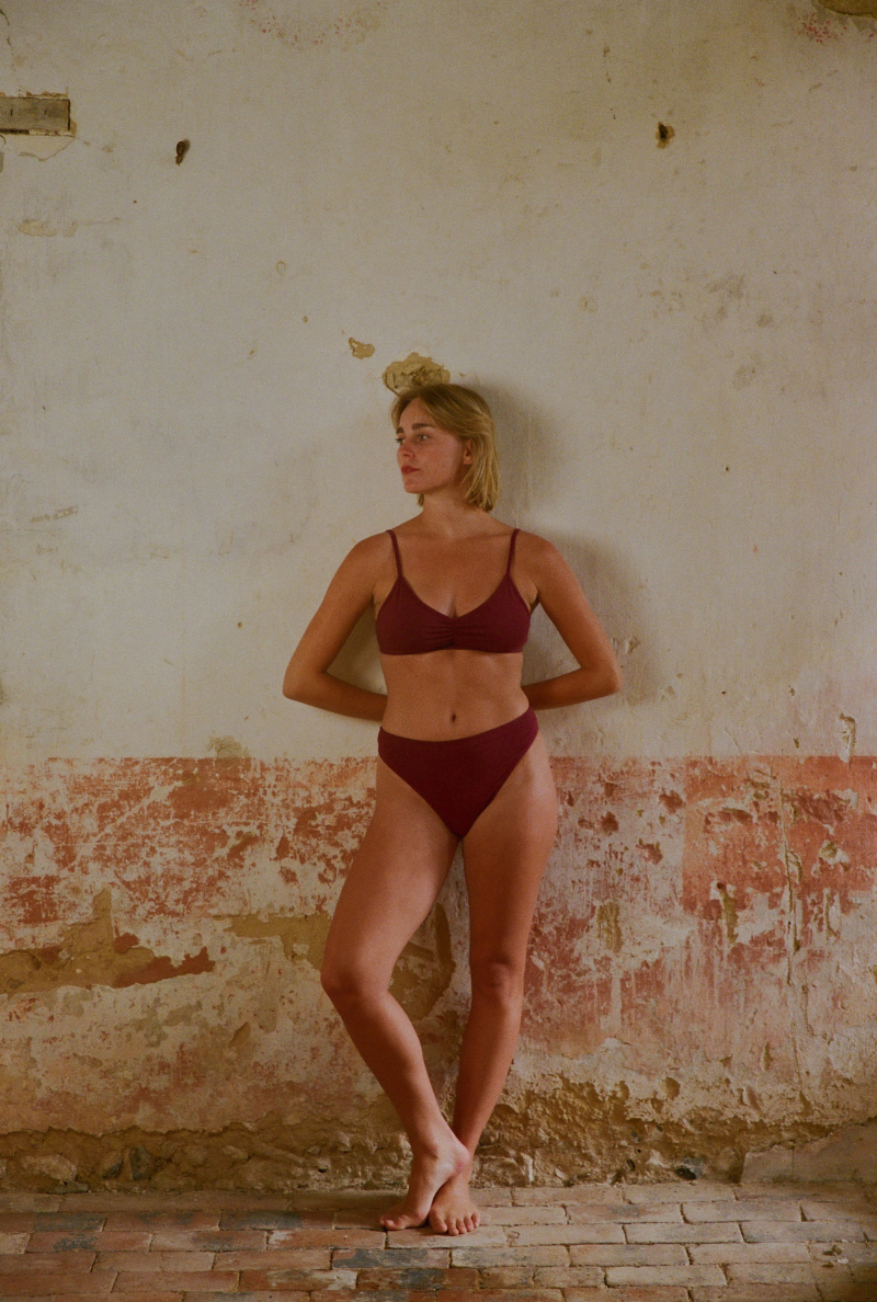 Brassière intemporelle - Bordeaux