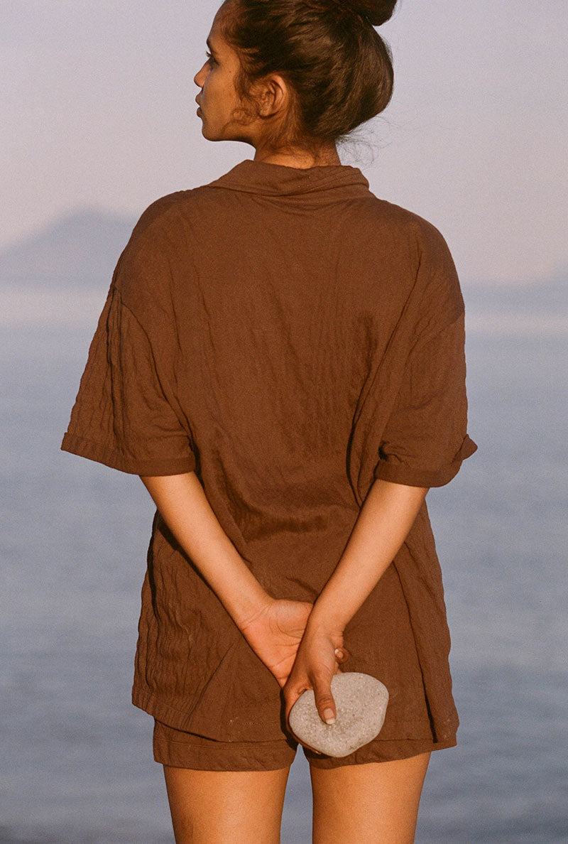 Ensemble manta Short Marron