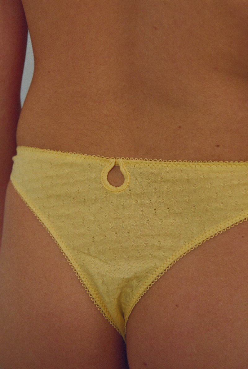 Tanga intemporel - Jaune