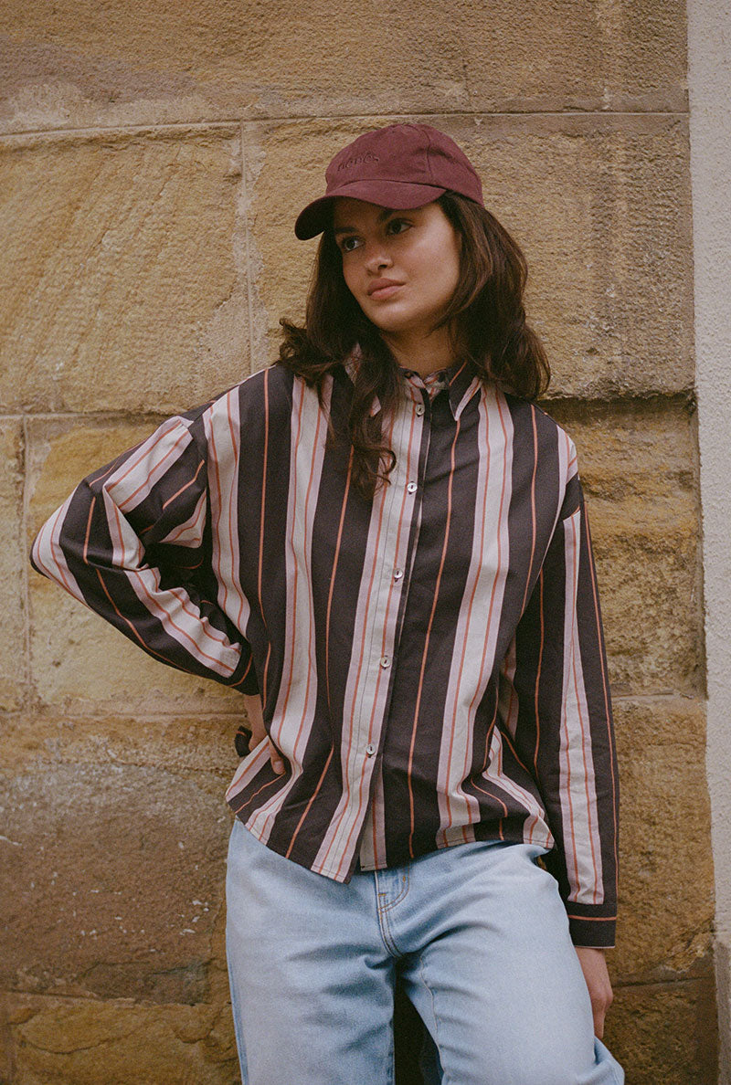 Lucile oversized shirt with plum stripes l Responsible wardrobe