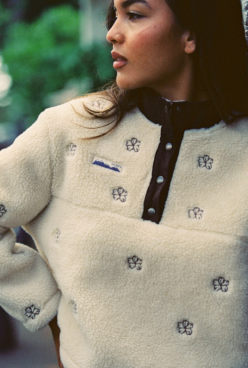 Nami Fleece - Flowers